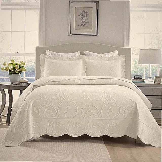 3PCS Cotton Elegant Embroidered Large Quilted Bed Cover Comfortable and Warm