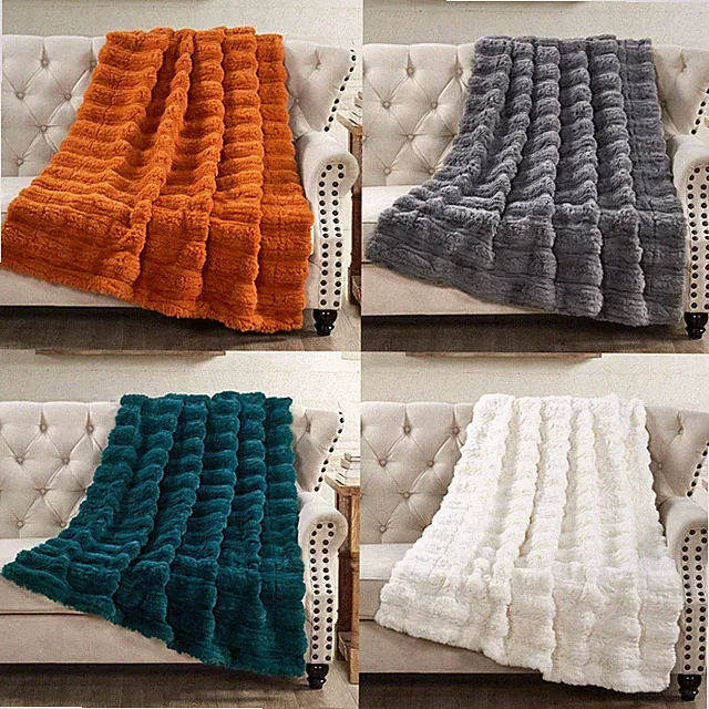 930GSM Line Drawing Faux Fur Throw Blanket Heavy Warm Cozy Blanket for Bed Couch