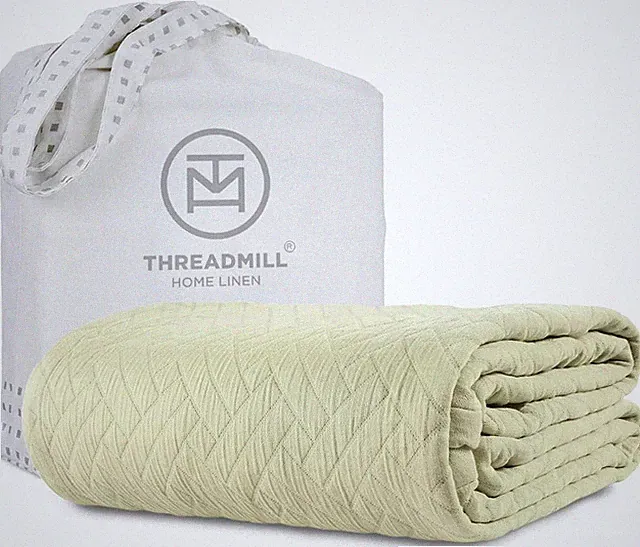 Cozy Sage Green King Cotton Blanket | Soft All-Season Criss Cross Coverlet