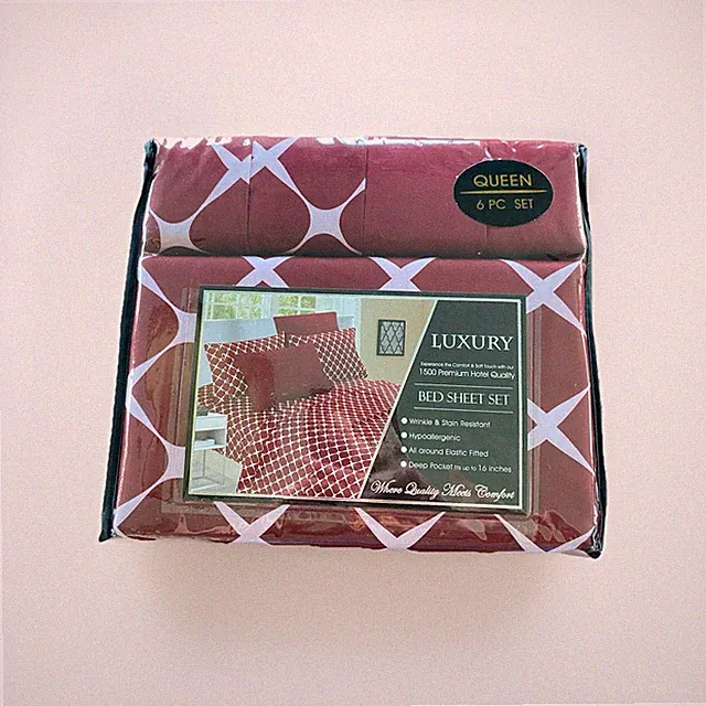 ELEGANT COMFORT GEOMETRIC PRINTED MICROFIBER QUEEN SHEET SET MEDIUM RED
