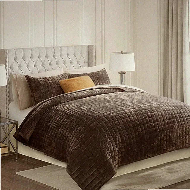Luxury Velvet Queen Quilt Set - Soft Lightweight Comforter & 2 Pillow Shams